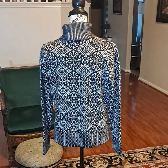 Talbots Cotton  Sweater Medium - Picture 3 of 5